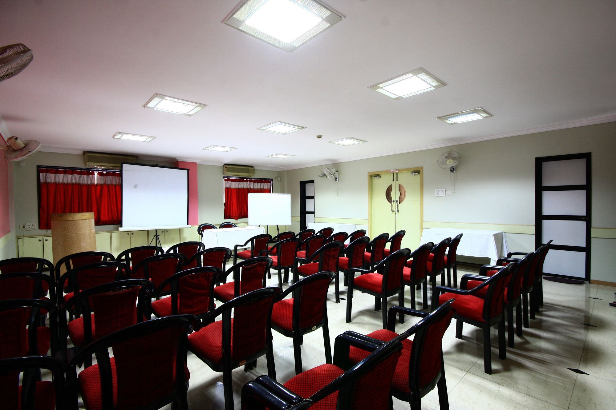 Hotel Deccan Park Pune Ngoại thất bức ảnh