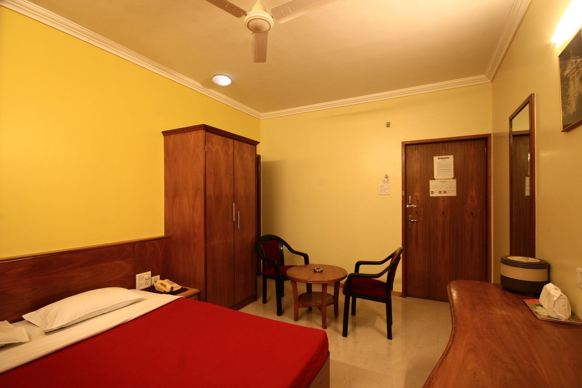 Hotel Deccan Park Pune Ngoại thất bức ảnh