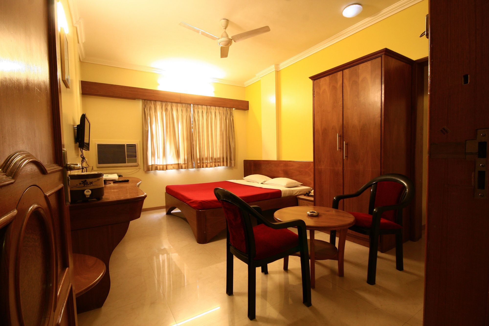 Hotel Deccan Park Pune Ngoại thất bức ảnh